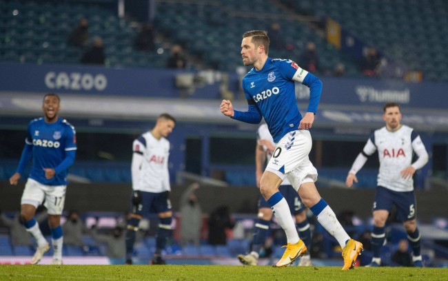 也体现了他 也体现了他