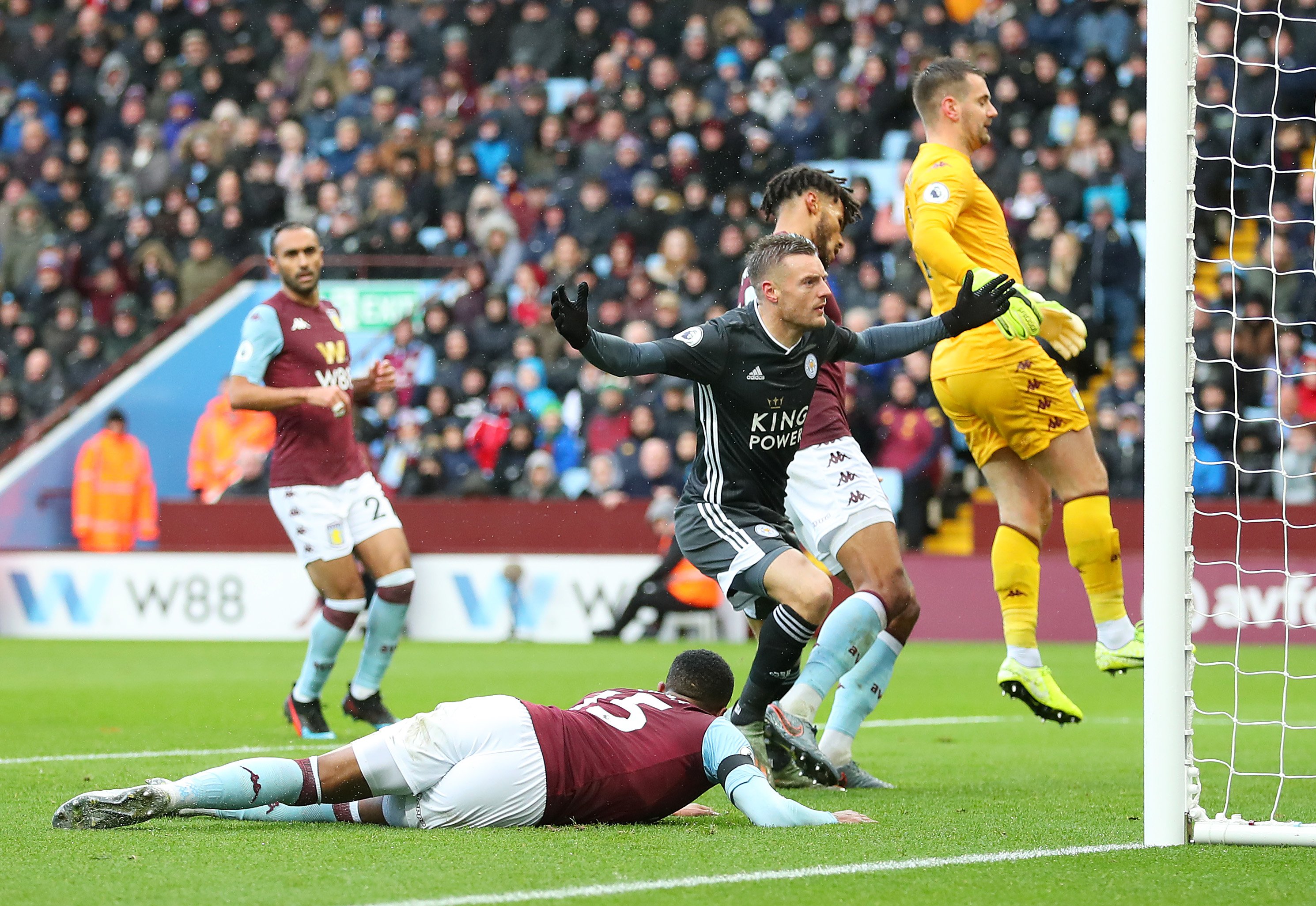 其次是进攻 其次是进攻